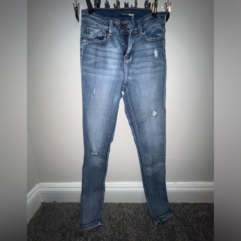 Medium Wash Fashion Nova Jeans/Jeggings